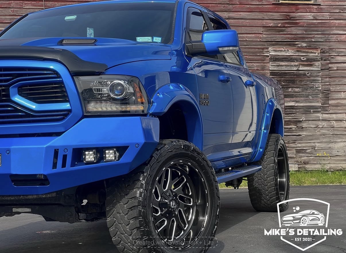 Blue Ram 2500 truck after exterior detailing