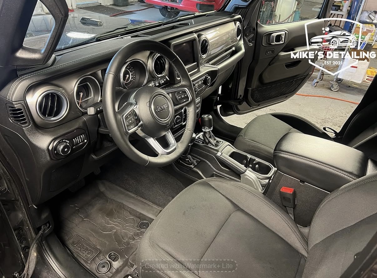 Jeep interior front seats after interior detail